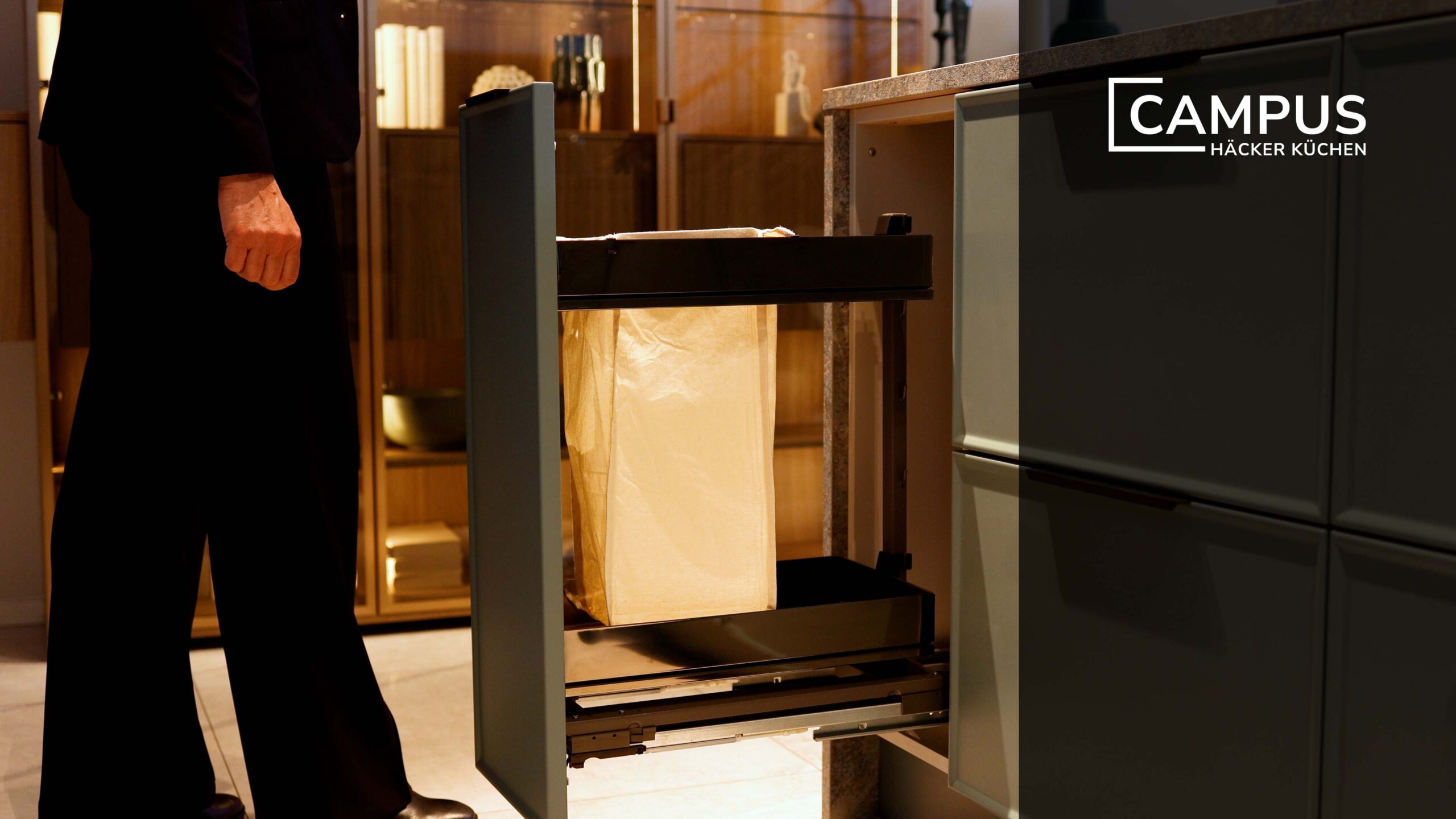 Base unit with bag for baguette